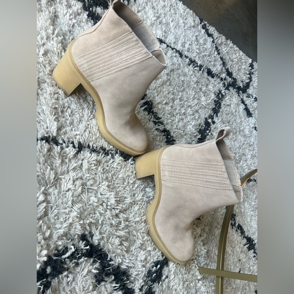 DOLCE VITA CELIA BOOT *BRAND NEW* - Picture 4 of 5